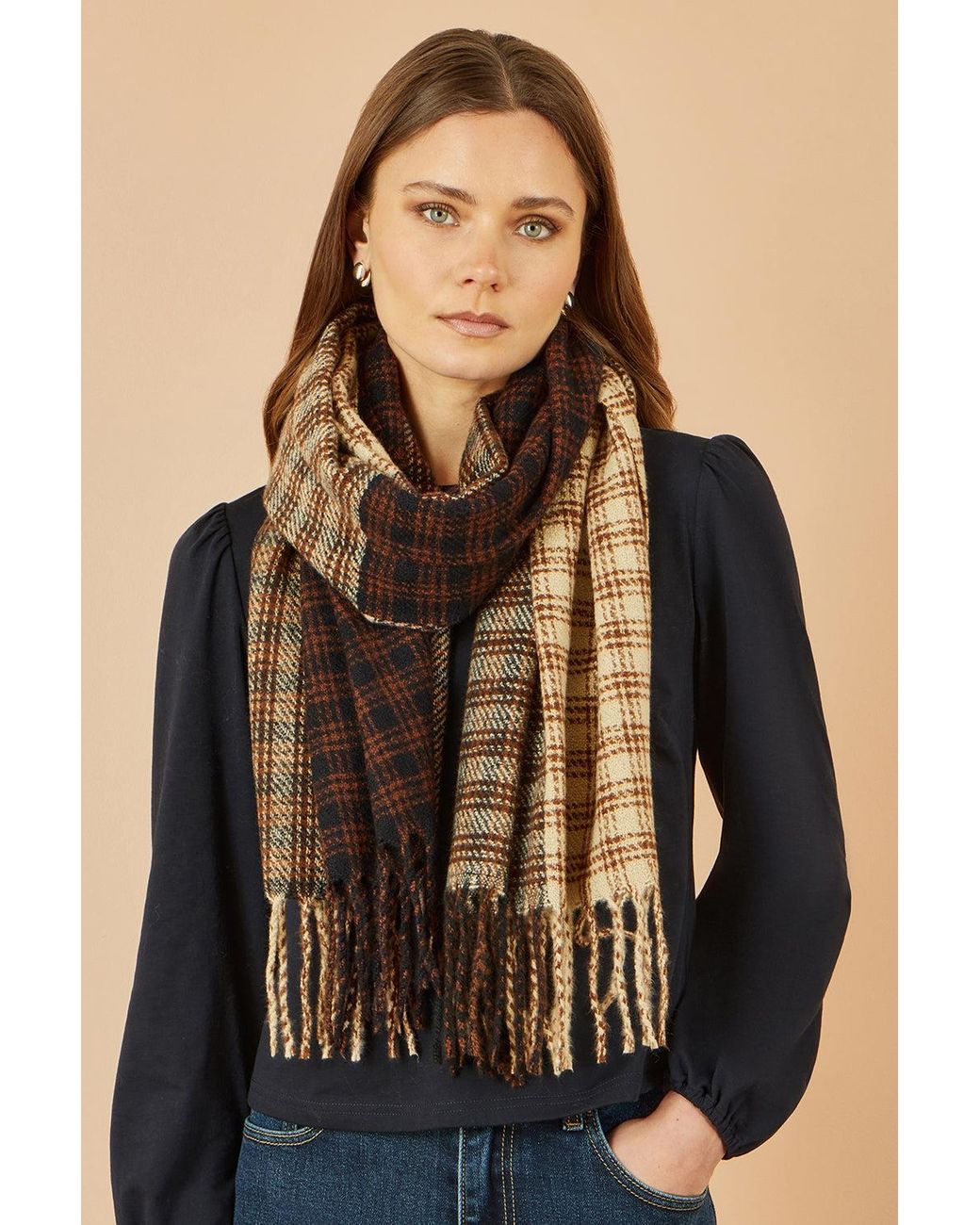 Yumi' Black Mixed Check Scarf