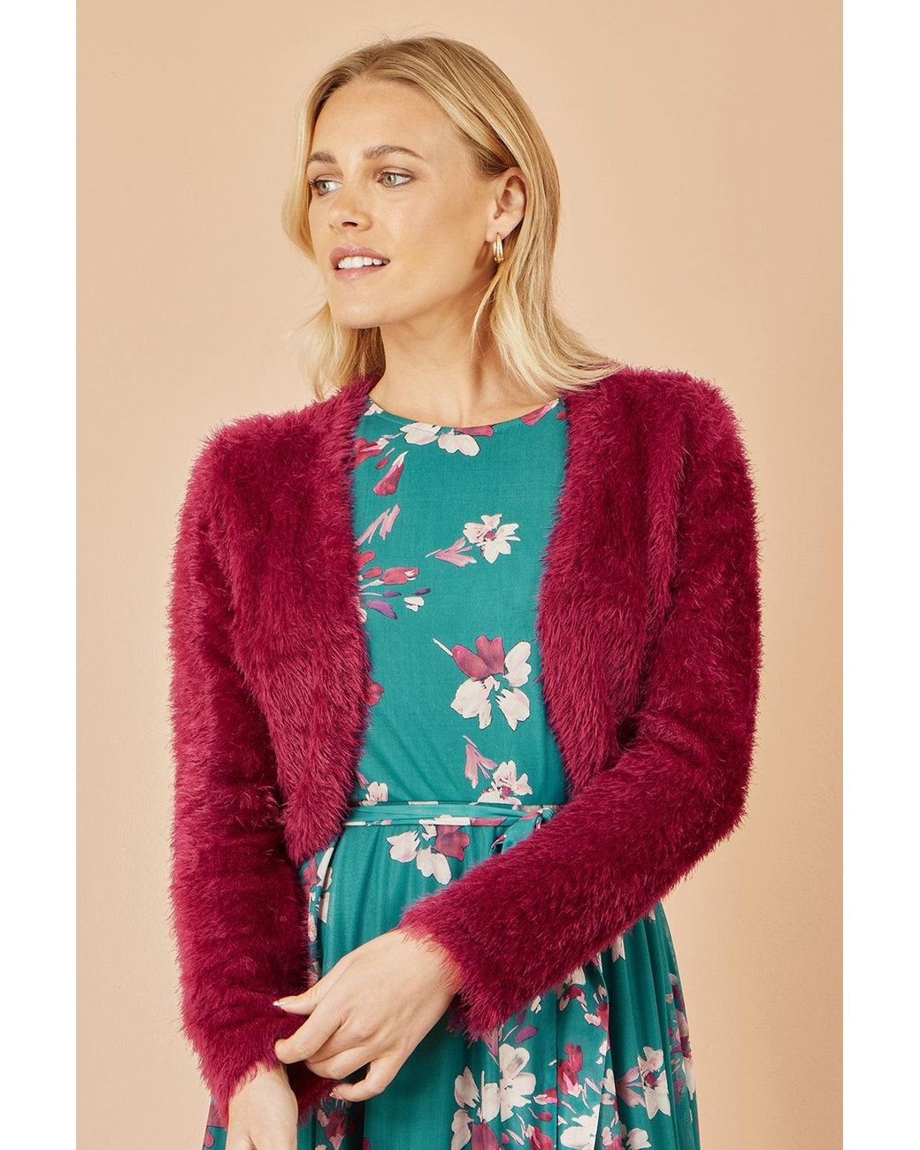Yumi' Red Eyelash Knit Bolero