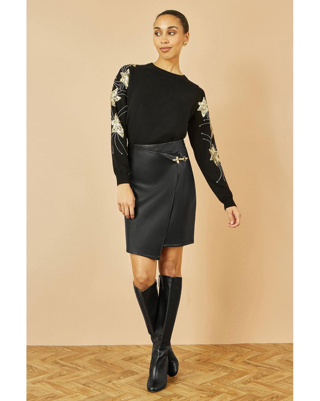 Yumi' Black Relaxed Fit Jumper With Sequin Star Sleeves