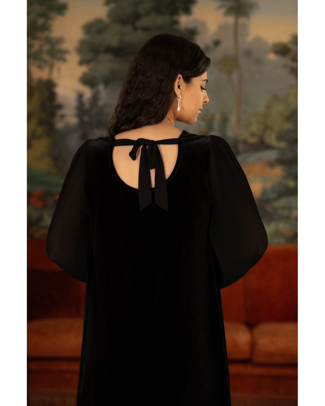 Yumi' Black Velvet Tunic Dress With Pleated Balloon Sleeves And Tie Back