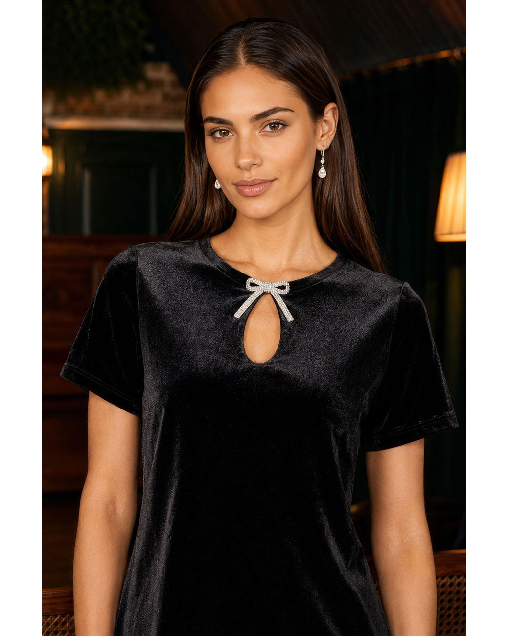 Yumi' Black Velvet Tunic With Diamante Bow Collar