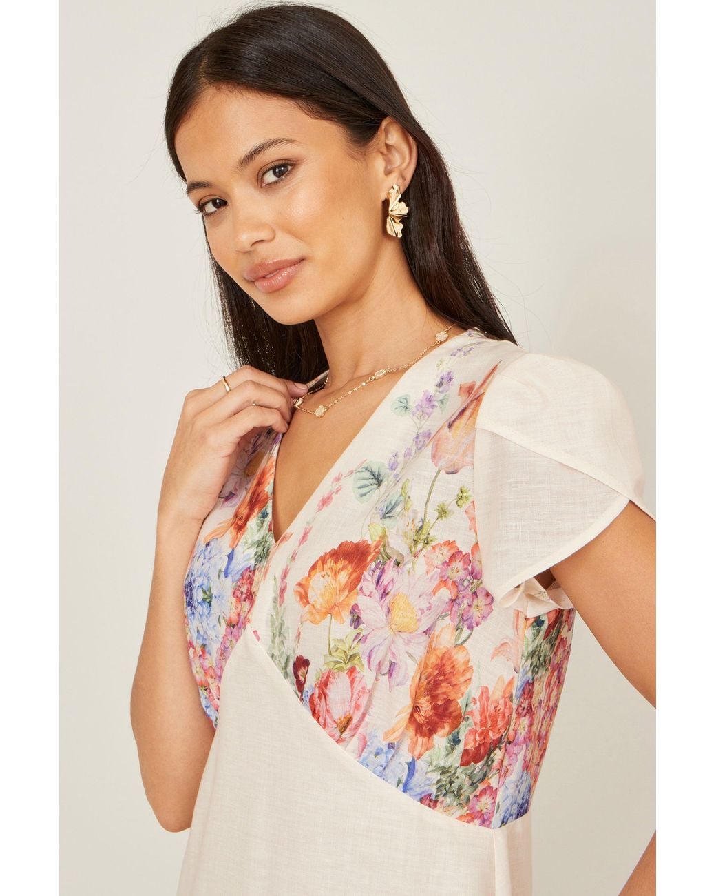 Yumi' Natural Border Floral Midi Dress