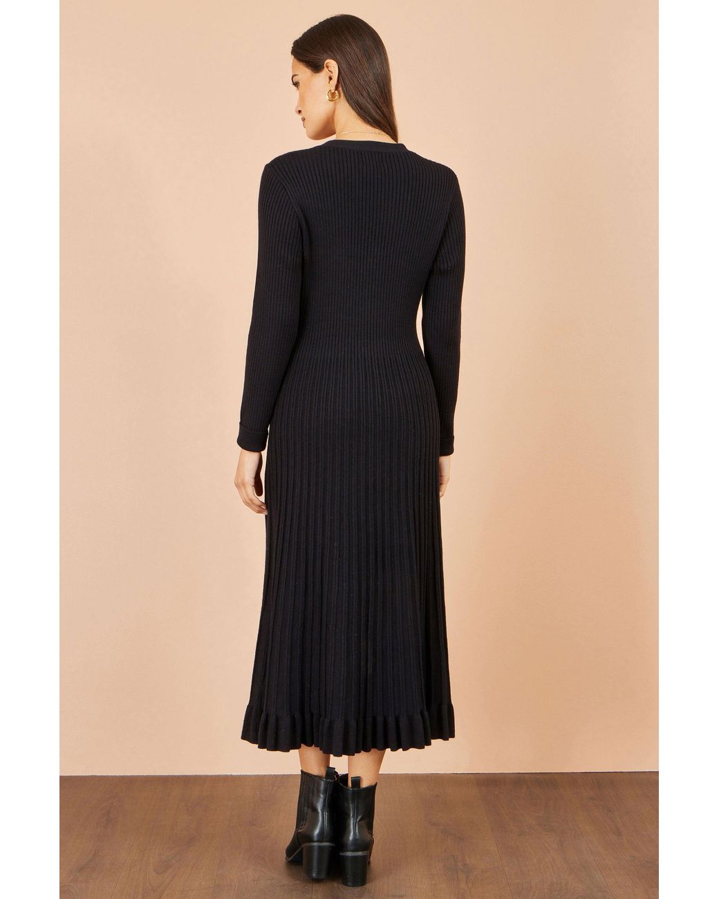 Yumi' Black Viscose Knitted Midi Ribbed Dress
