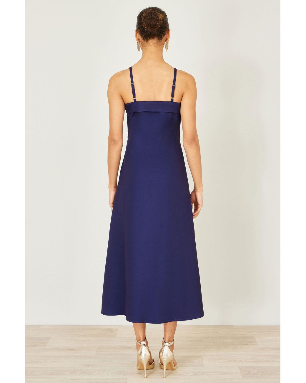 Yumi' White Pansy Strappy Midi Dress
