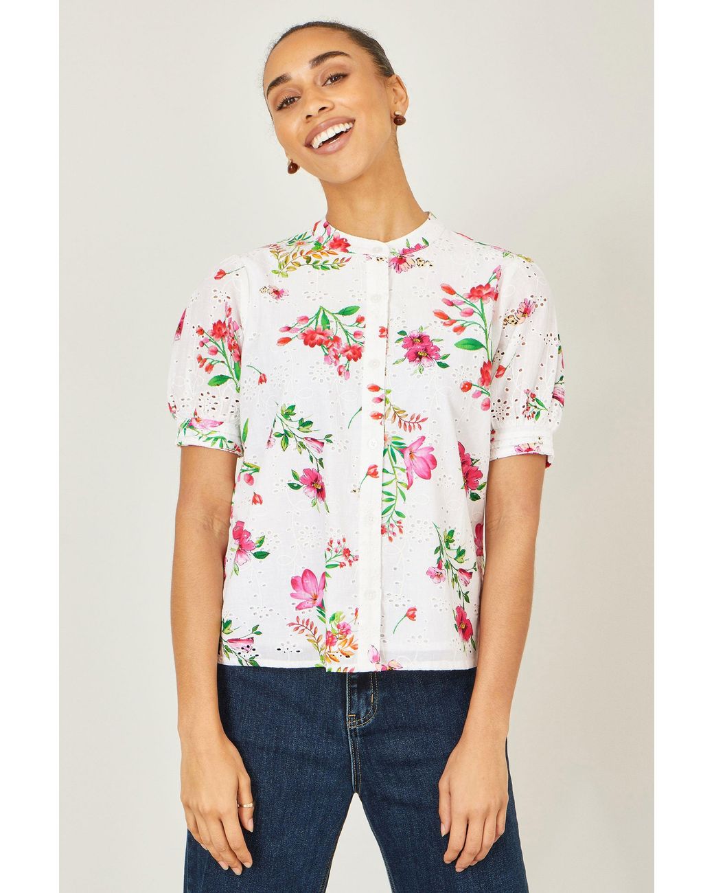 Yumi' White Cotton Broderie Anglaise Floral Shirt