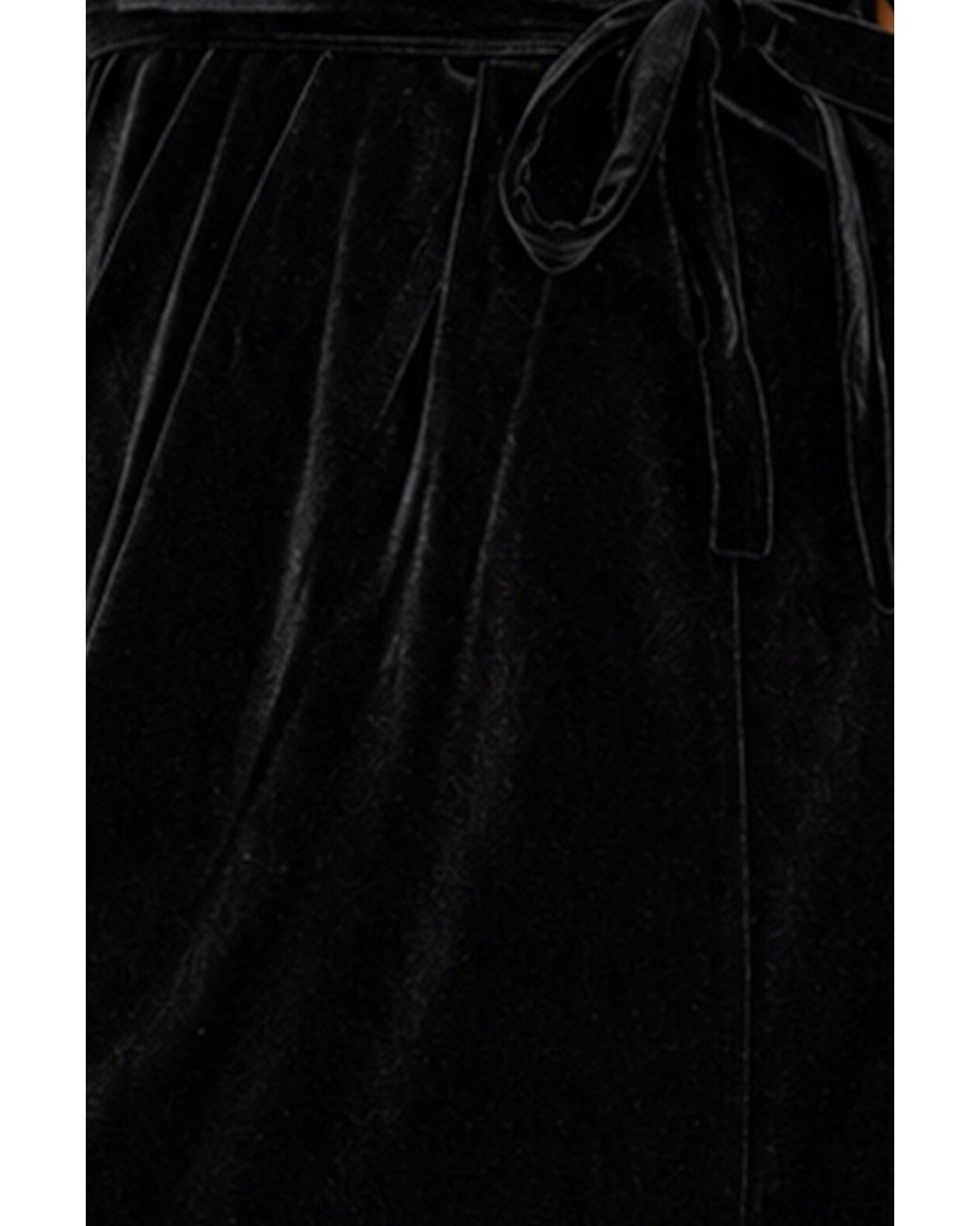 Yumi' Black Velvet One Shoulder Midi Dress