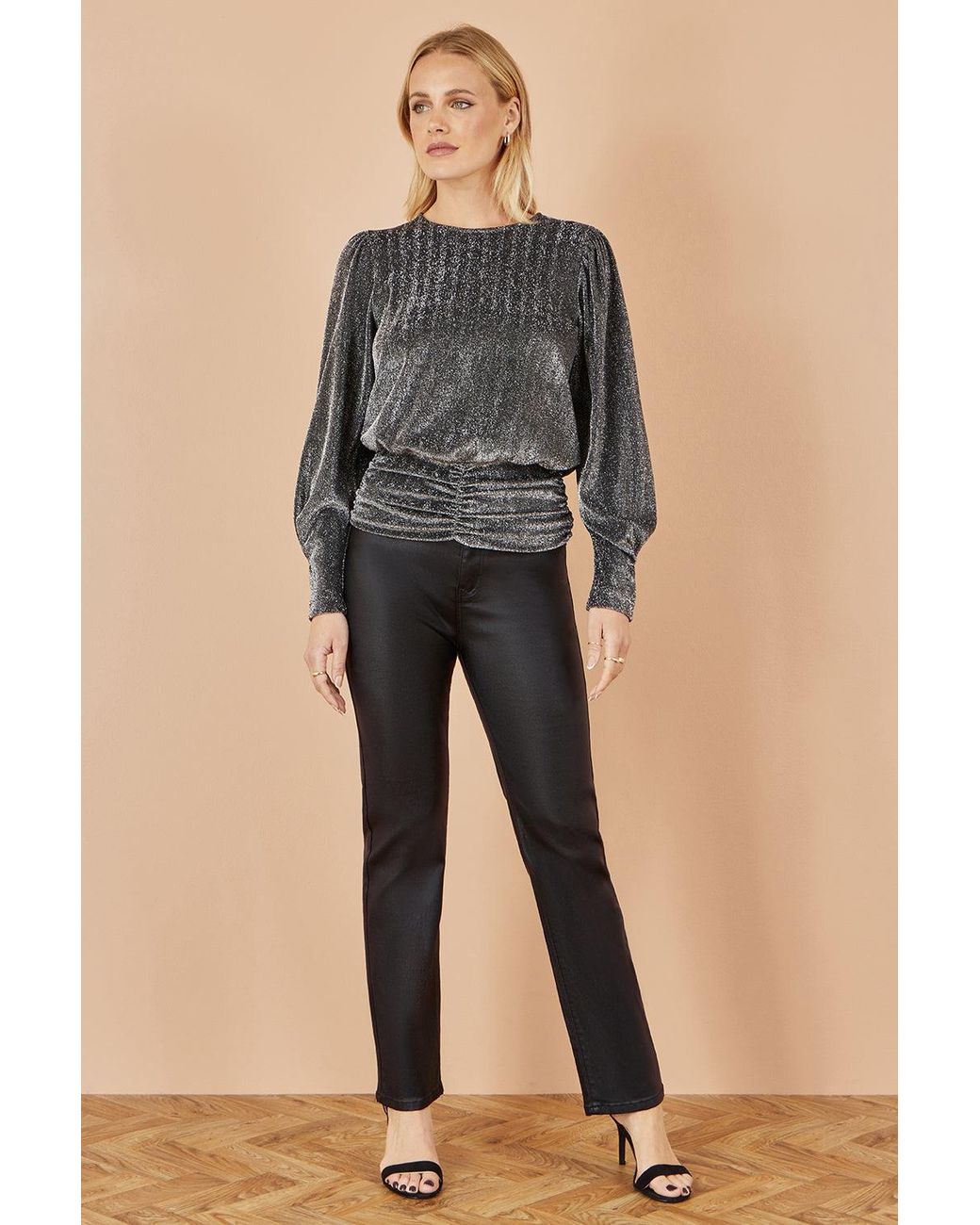 Yumi' Gray Metallic Stretch Ruched Hem Top