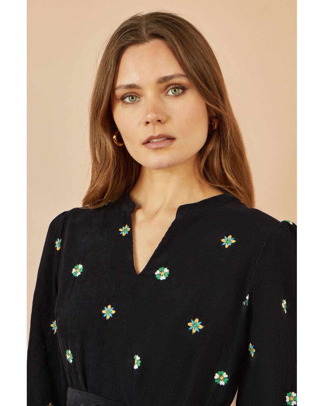 Yumi' Black Flower Embroidery Midi Cord Dress