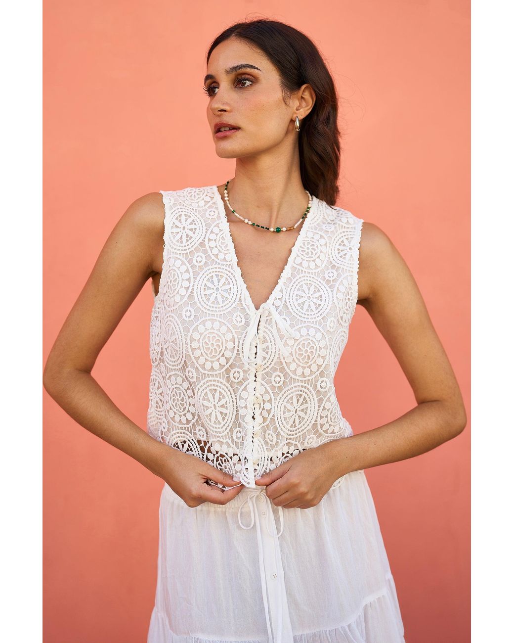 Yumi' White Crochet Lace Tie Waistcoat