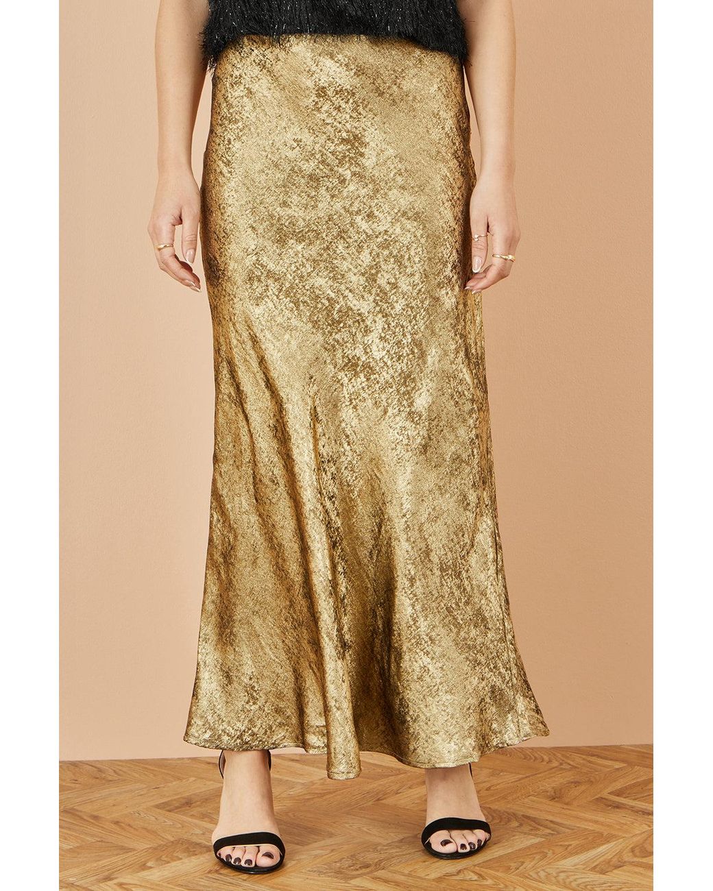 Yumi' Metallic Satin Midi Skirt