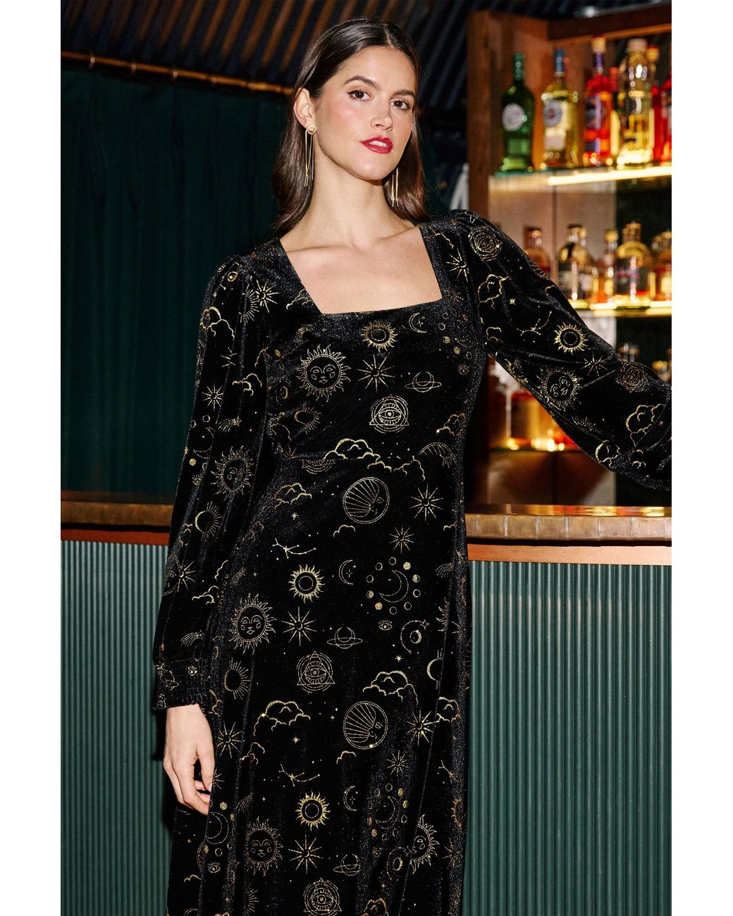 Yumi' Black Cosmic Foil Print Midi Dress