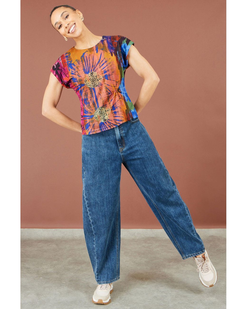Yumi' Red Multicolour Floral Mesh Top