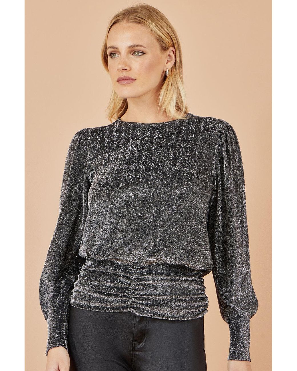 Yumi' Gray Metallic Stretch Ruched Hem Top