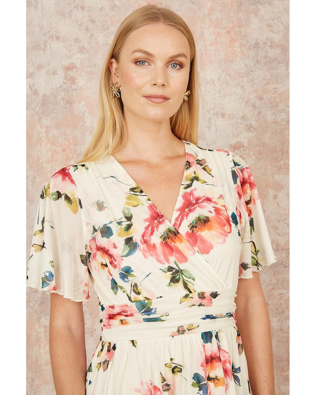Yumi' Natural Ivory Floral Mesh Tiered Maxi Dress