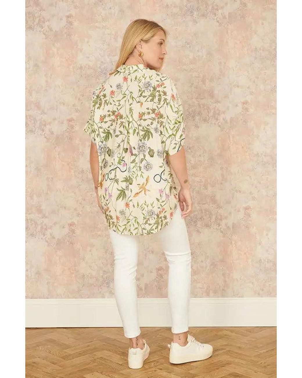 Yumi' Natural Relaxed Fit Shirt With Botanical Print