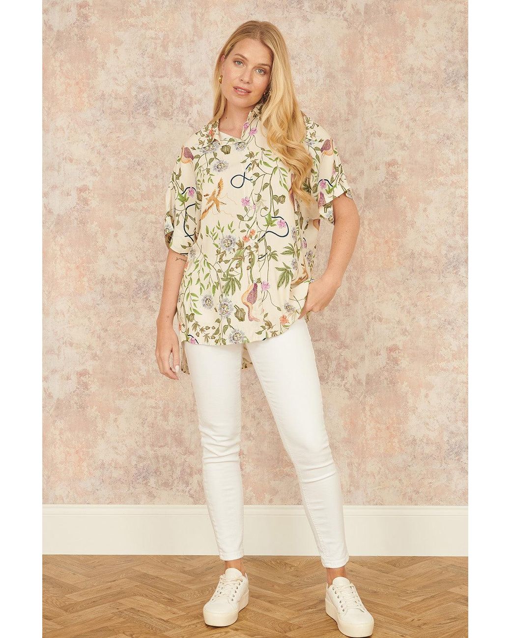Yumi' Natural Relaxed Fit Shirt With Botanical Print