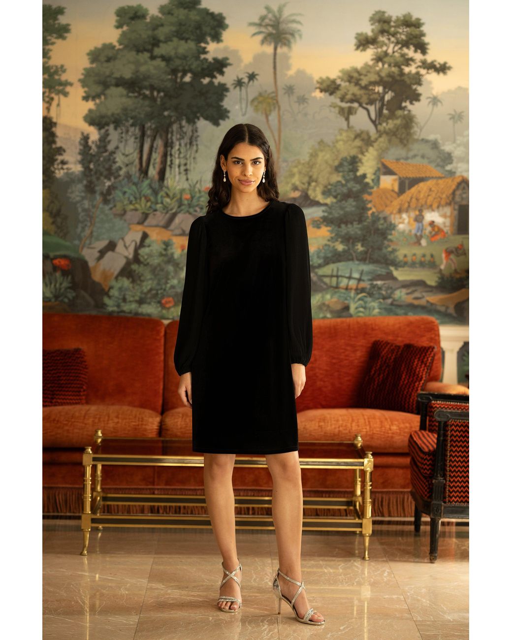 Yumi' Black Velvet Tunic Dress With Pleated Balloon Sleeves And Tie Back