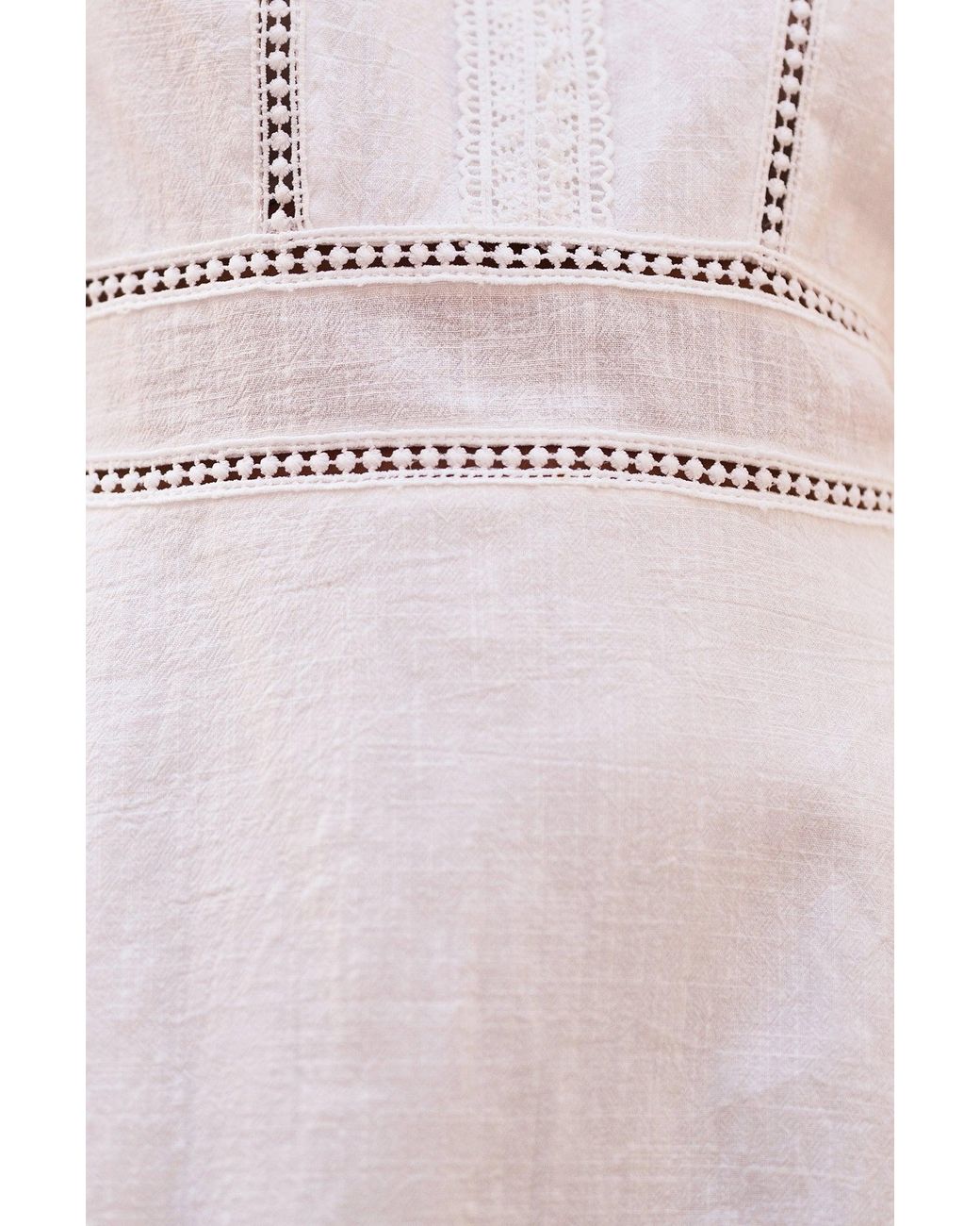 Yumi' White Lace Trim V Neck Dress