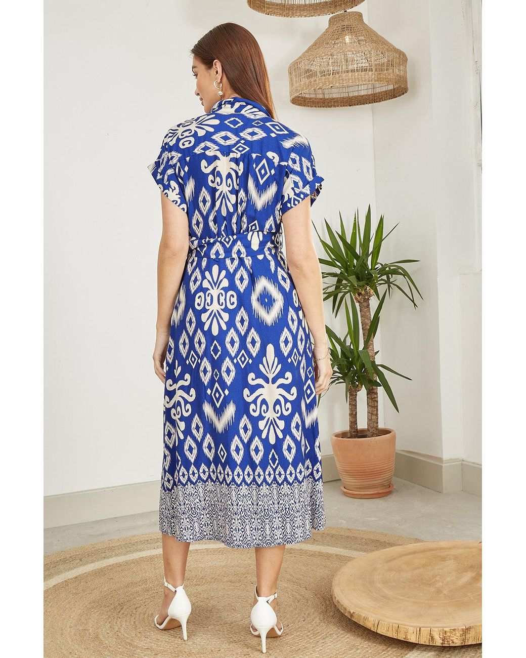 Yumi' Blue Abstract Geo Print Relaxed Midi Shirt Dress With Belt