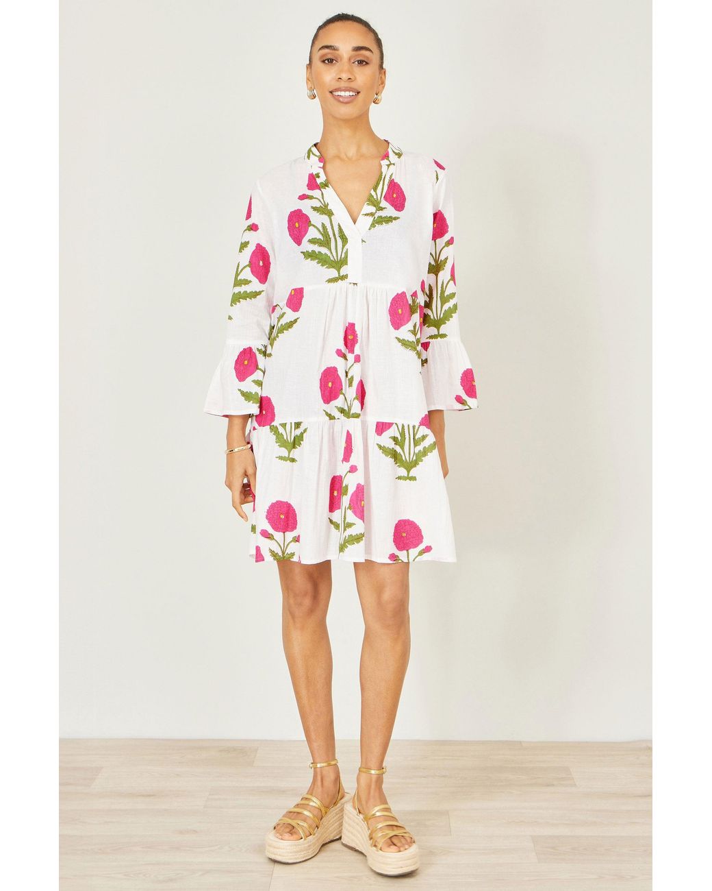 Yumi' White Cotton Floral Tunic