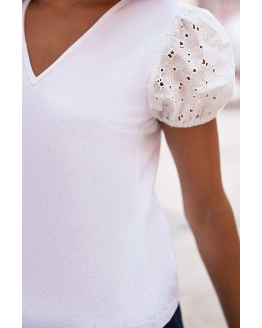 Yumi' White Cotton Jersey T-Shirt With Lace Sleeves