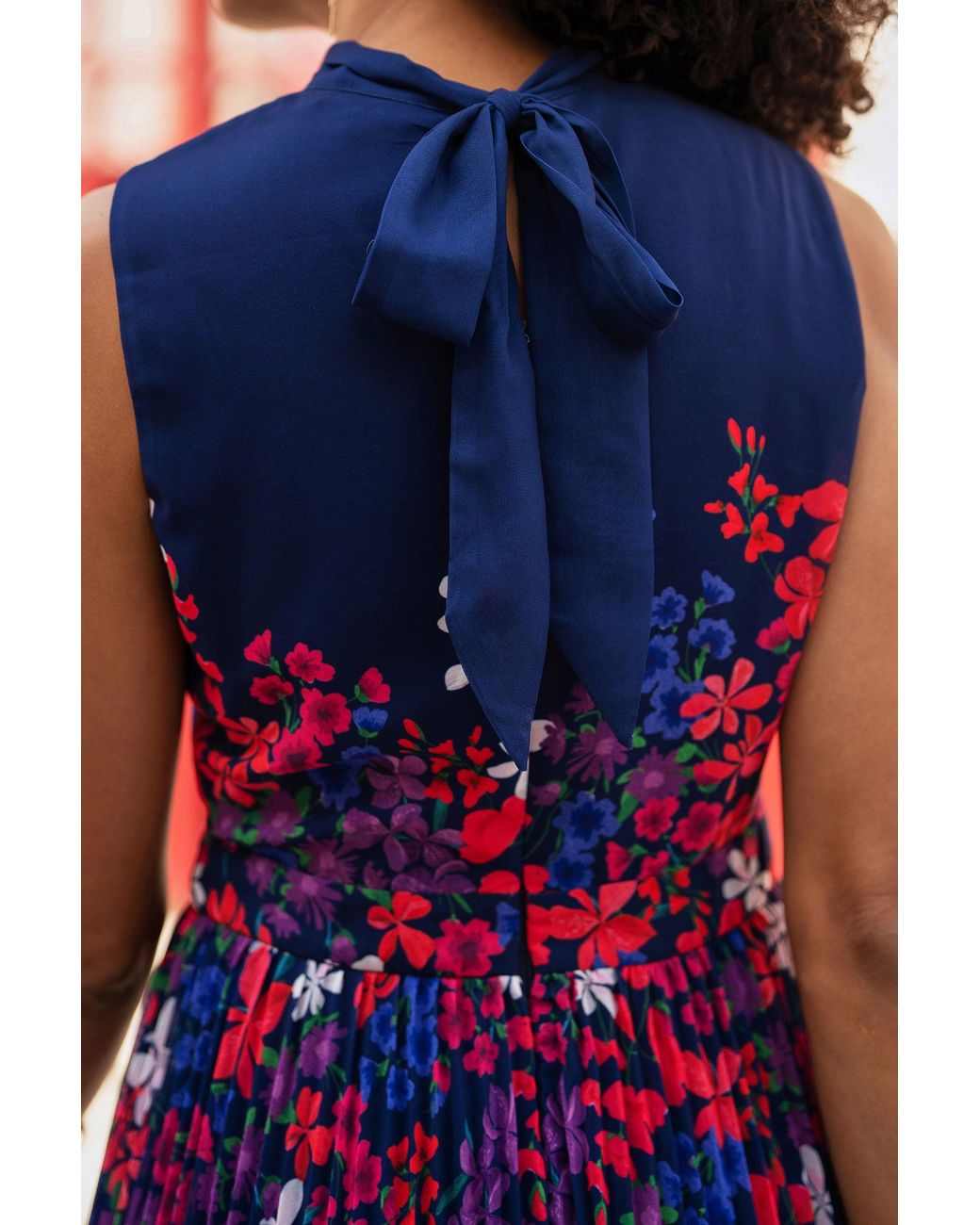 Yumi' Blue Border Floral Print Midi Dress With Pleats