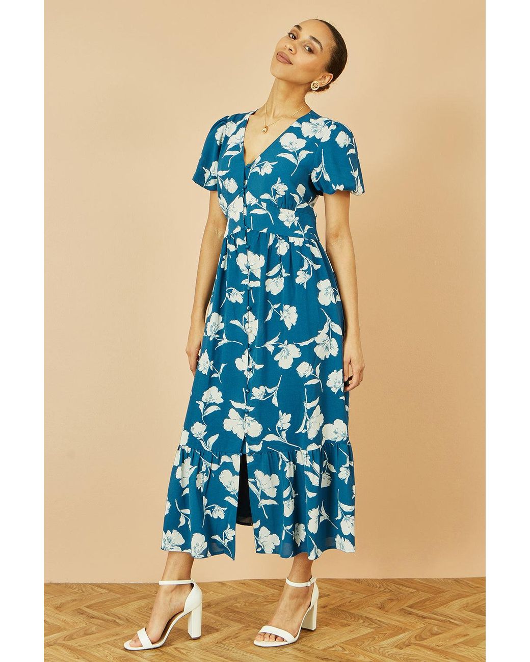 Yumi' Blue Floral Button Down Floral Midi Dress