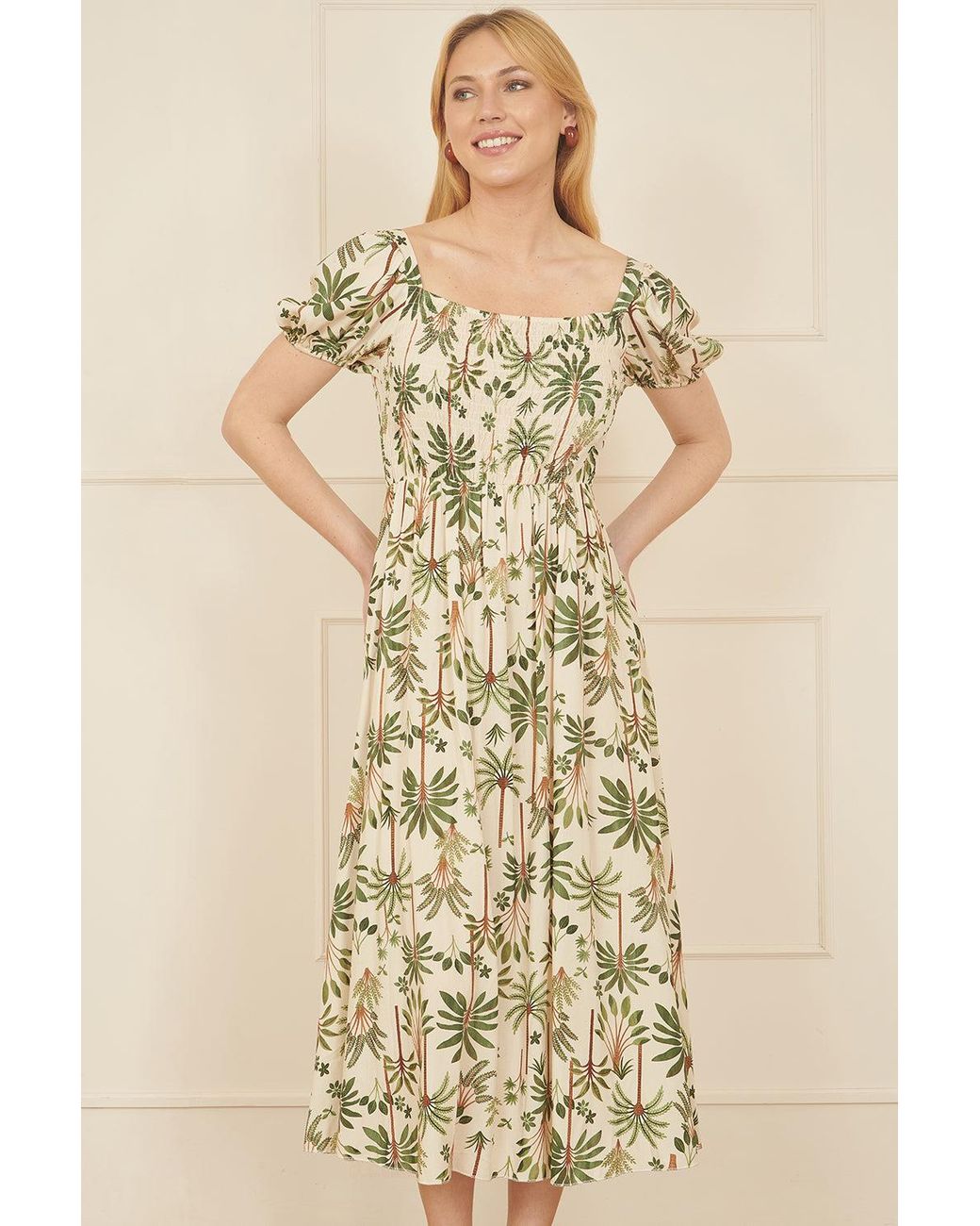 Yumi' Natural Cotton Palm Print Ruched Midi Dress