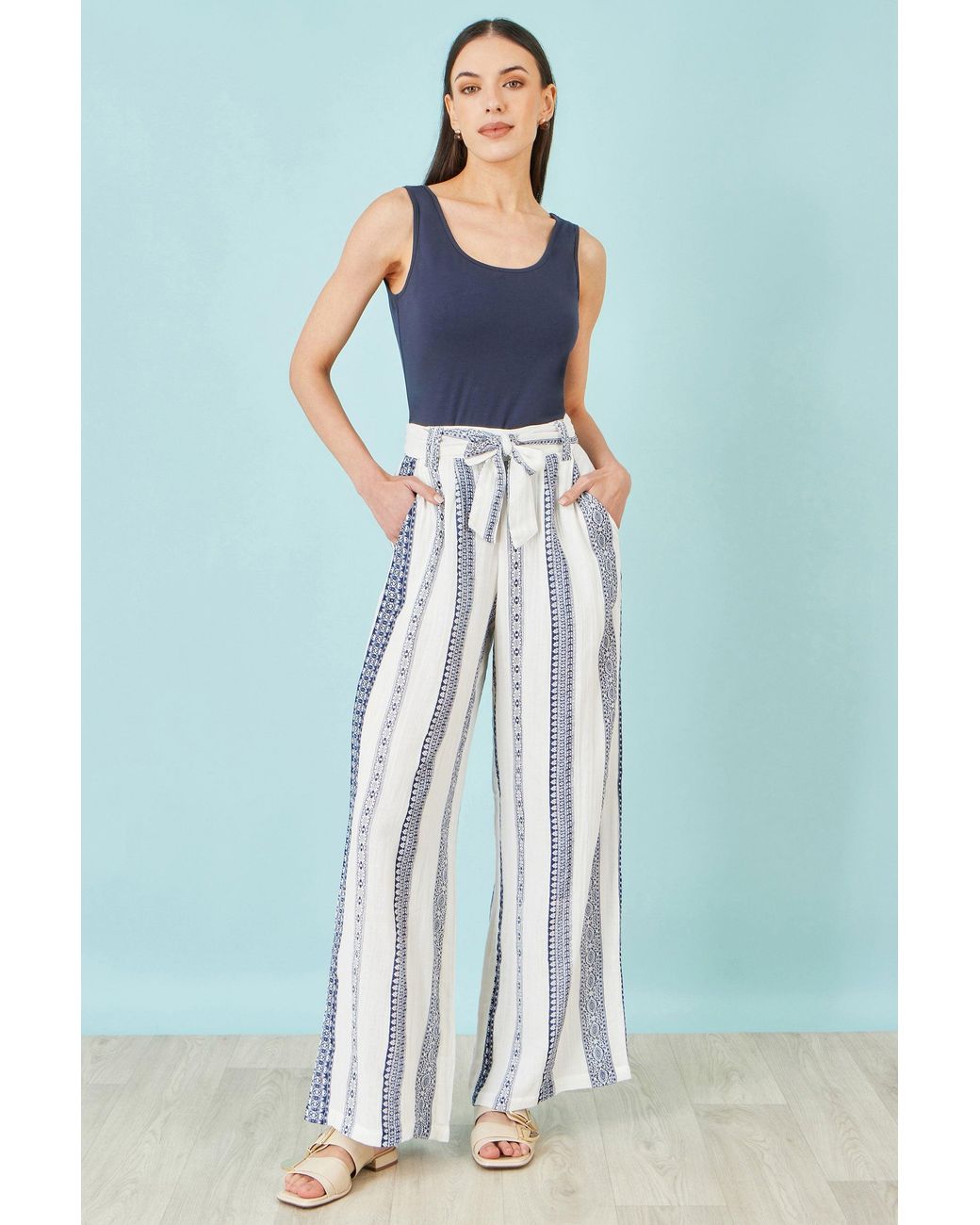Yumi' Blue Linen Mix Cropped Trousers With Tie Belt