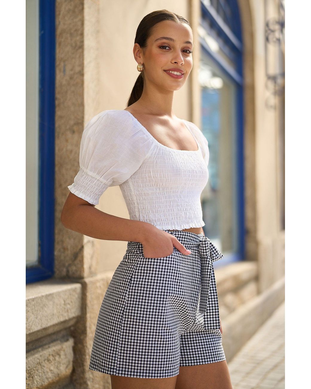 Yumi' White Cotton Shirring Puff Sleeve Top