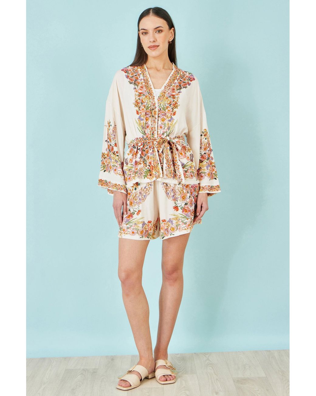 Yumi' Blue Viscose Floral Border Kimono With Tie Belt