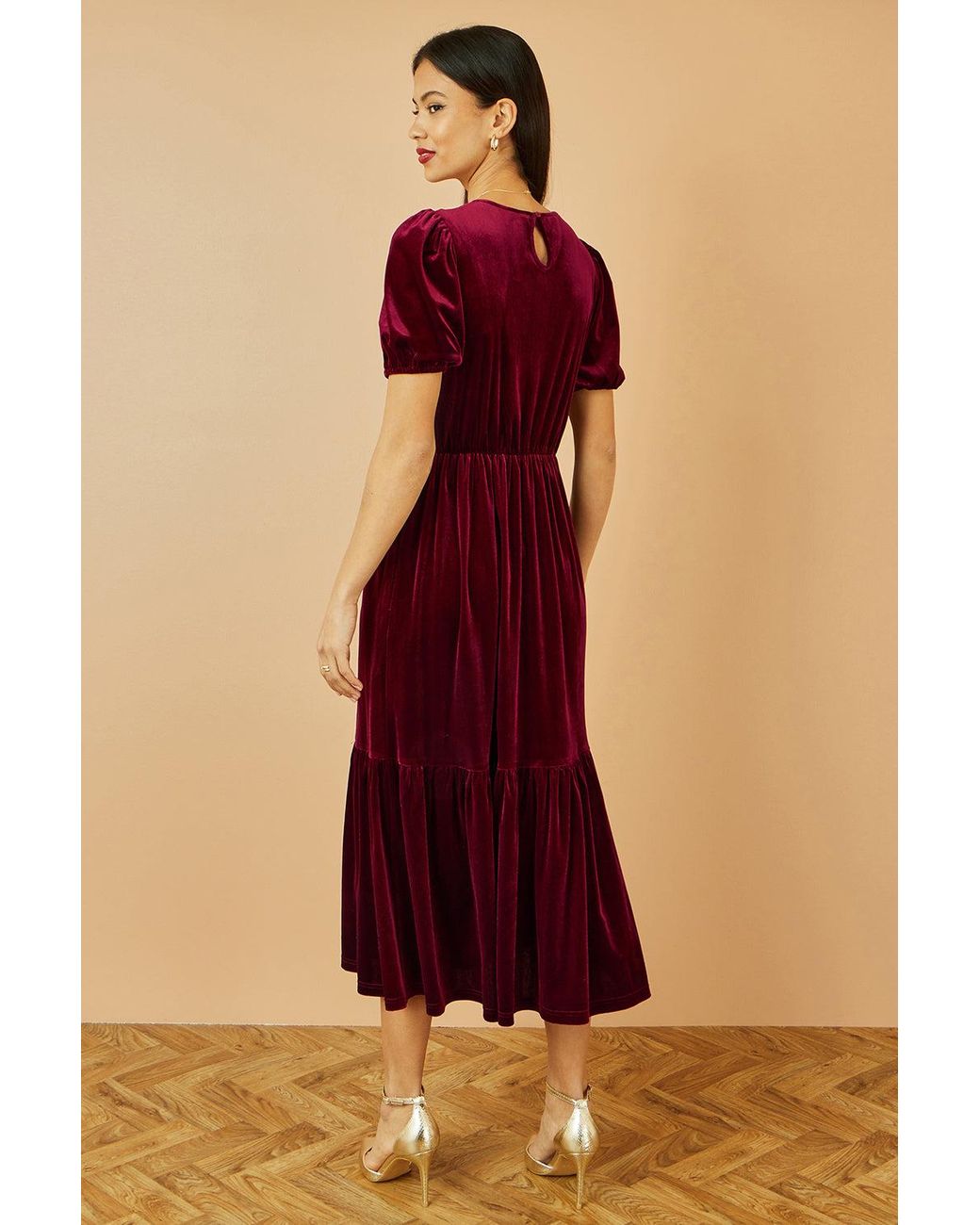 Yumi' Red Velvet Midi Dress