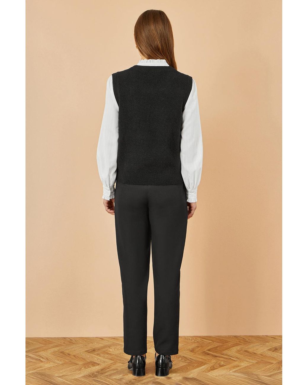 Yumi' Black Flower Knitted Sleeveless Jumper Vest