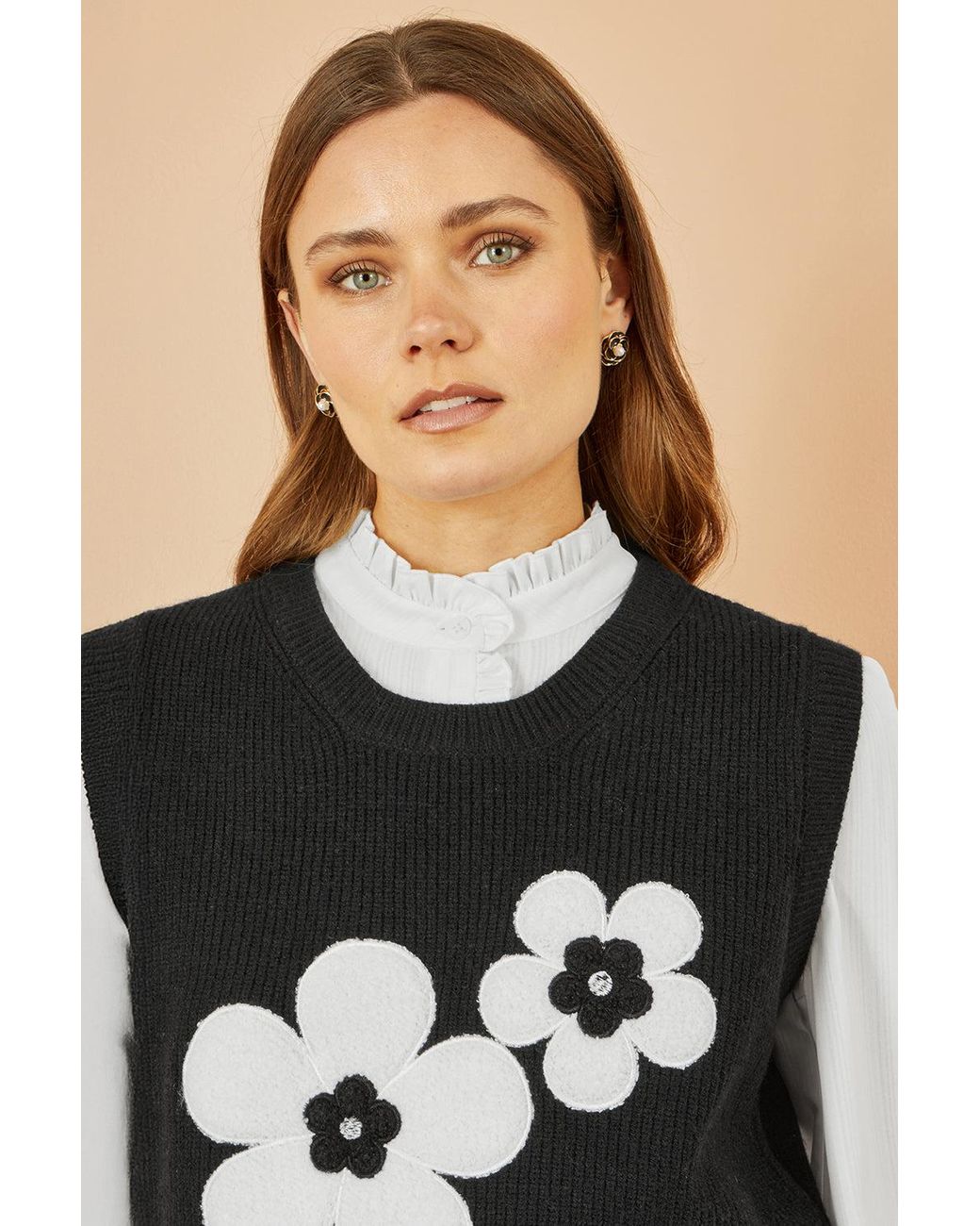 Yumi' Black Flower Knitted Sleeveless Jumper Vest
