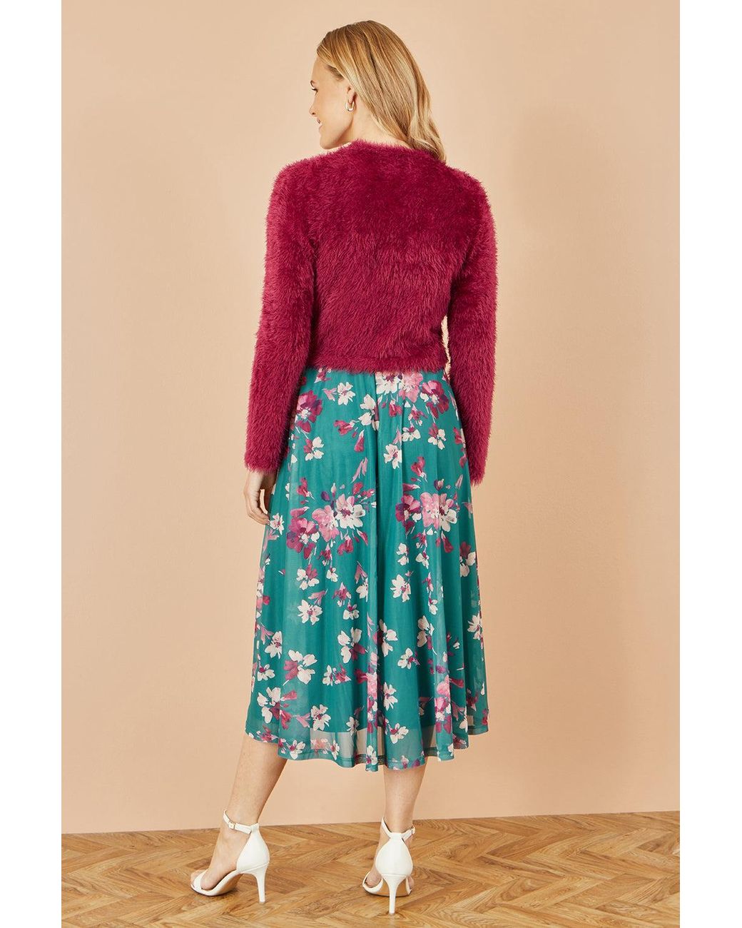 Yumi' Red Eyelash Knit Bolero