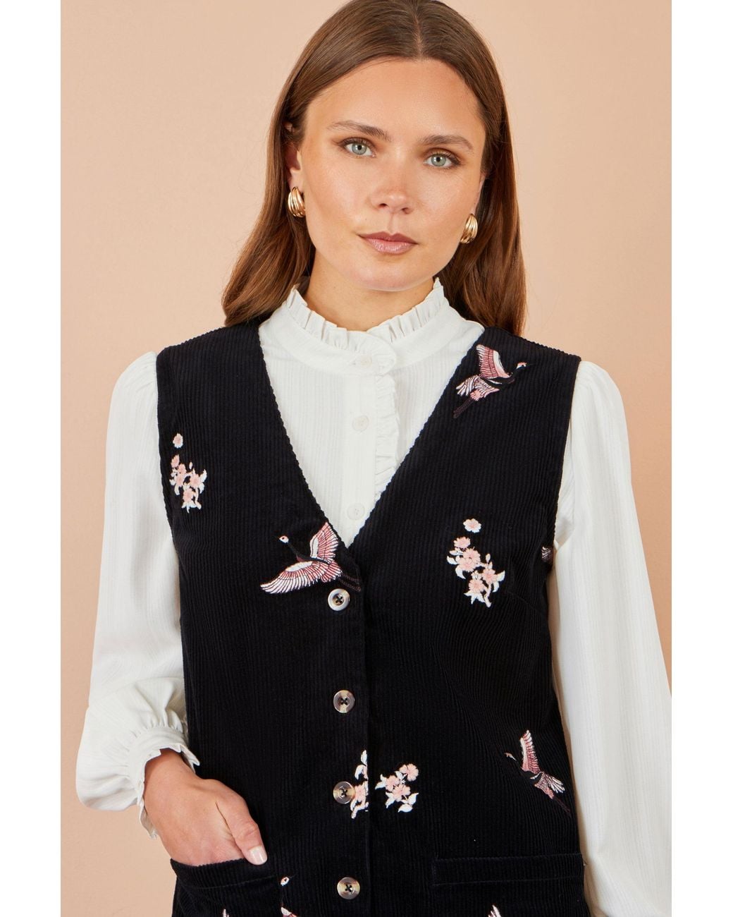 Yumi' Black Crane Embroidery Button Up Pinafore Dress