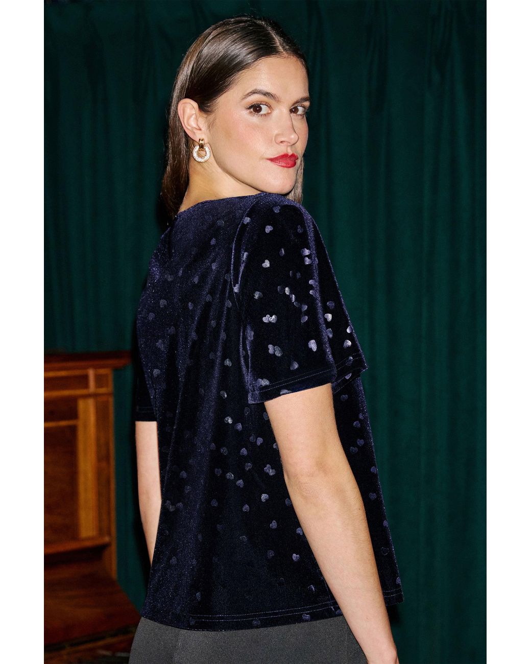 Yumi' Black Velvet Heart Top With Bow Detail