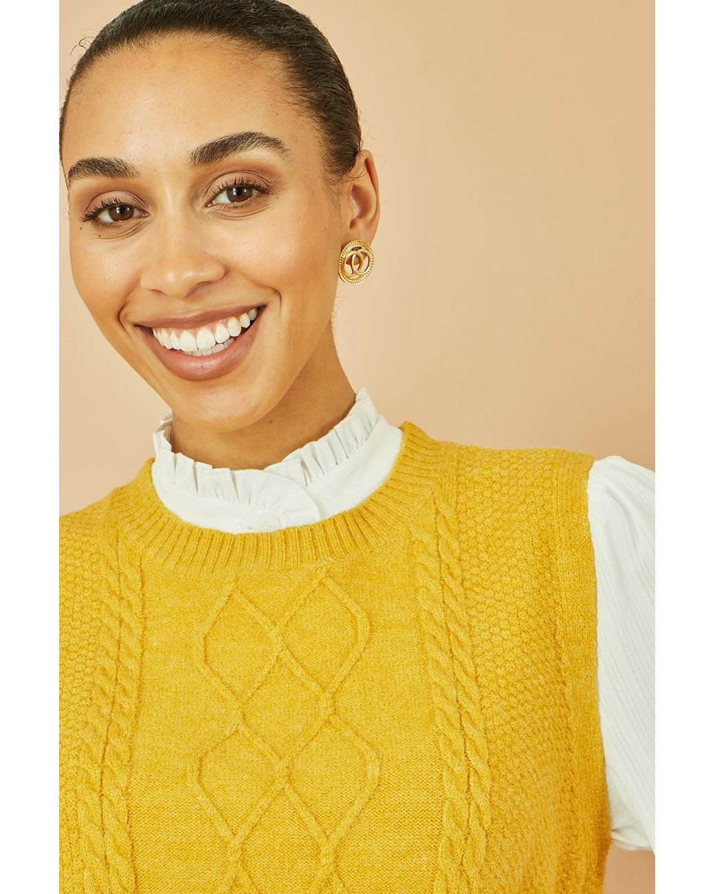 Yumi' Yellow Cable Knit Sleeveless Jumper