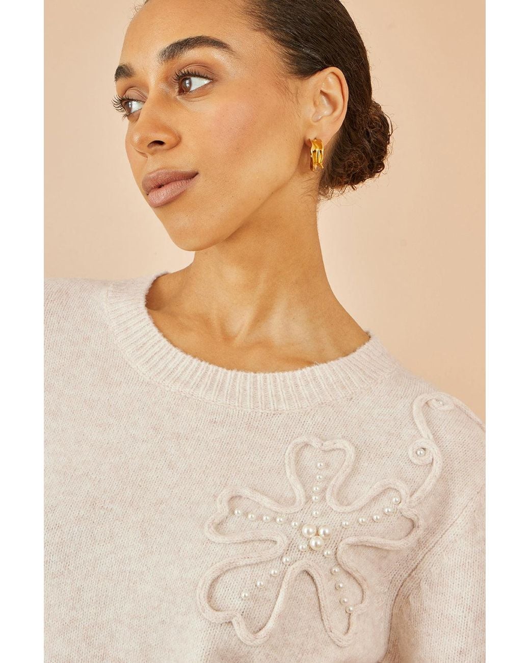 Yumi' Natural Knitted Jumper With Floral Applique
