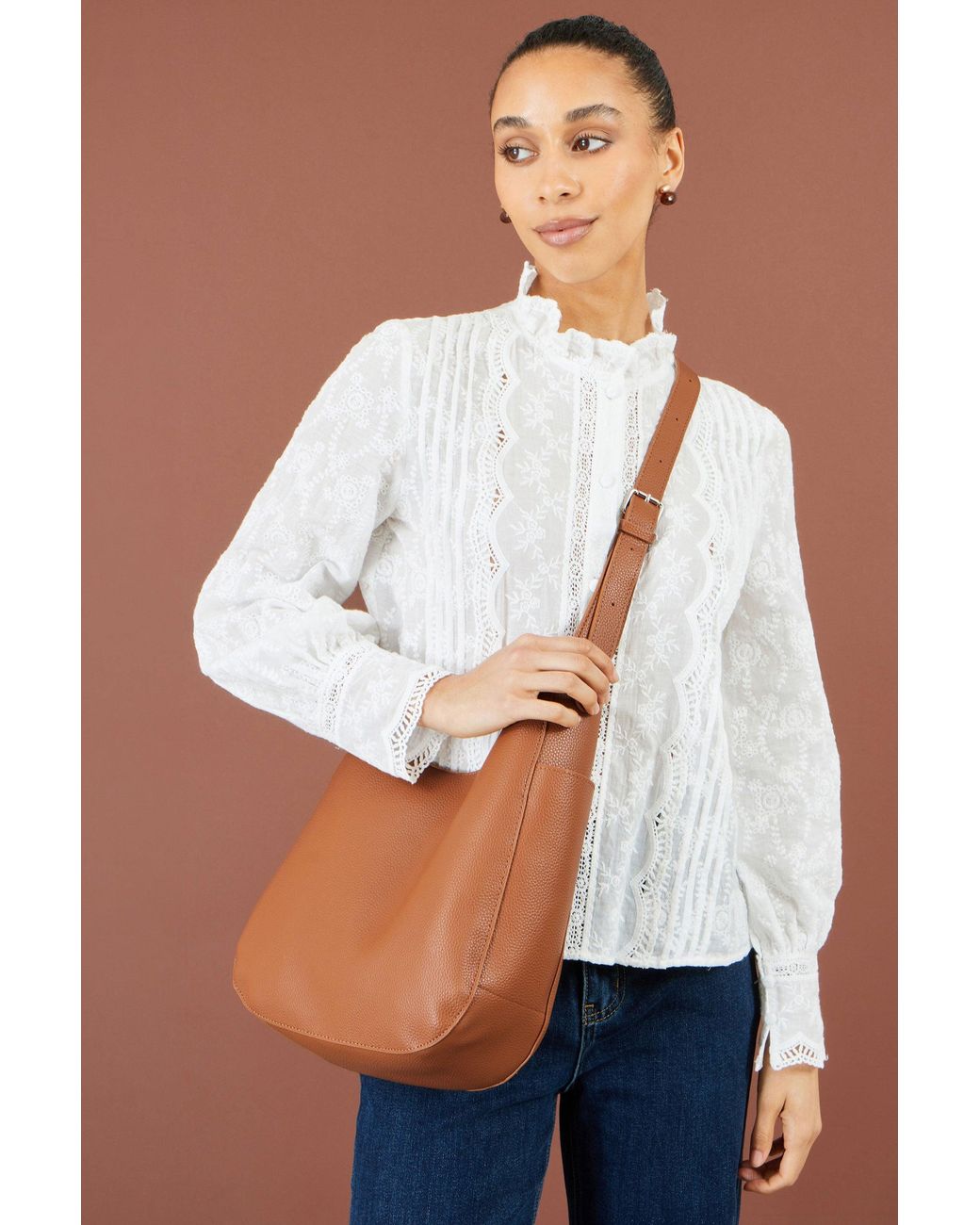 Yumi' Brown Shoulder Bag With Detachable Inside Purse