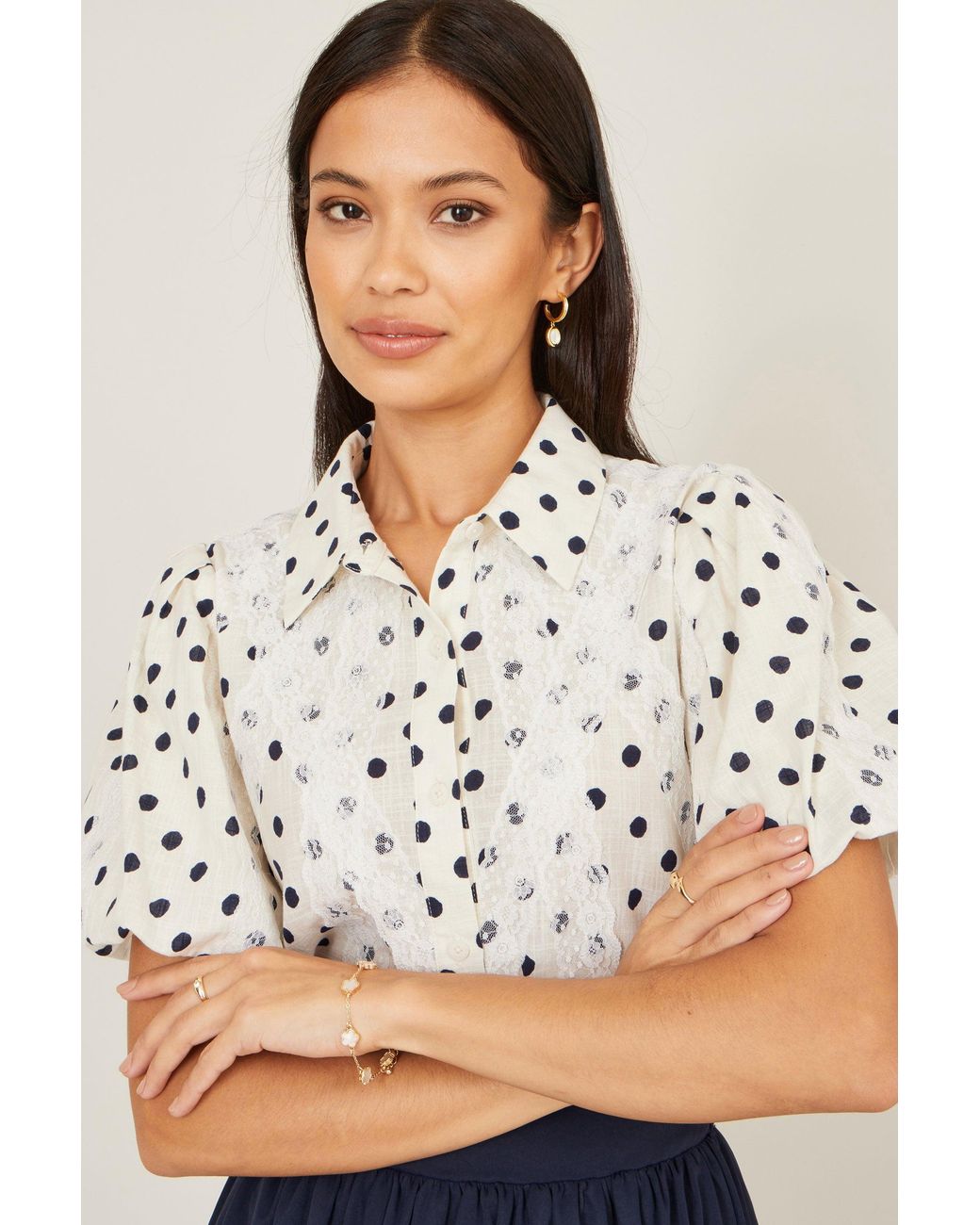Yumi' White Polka Dot Lace Boxy Shirt