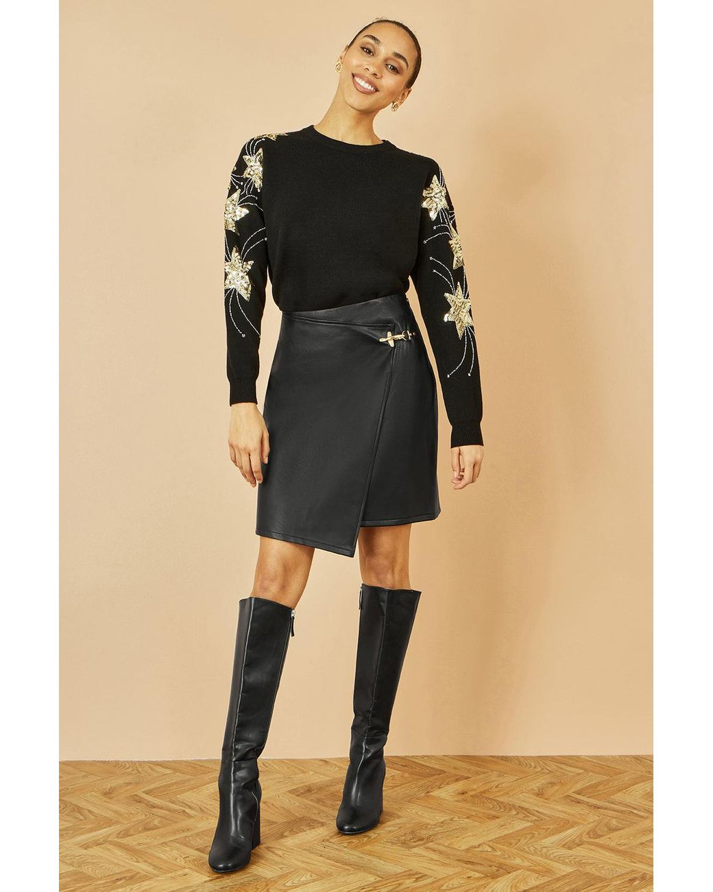 Yumi' Black Relaxed Fit Jumper With Sequin Star Sleeves
