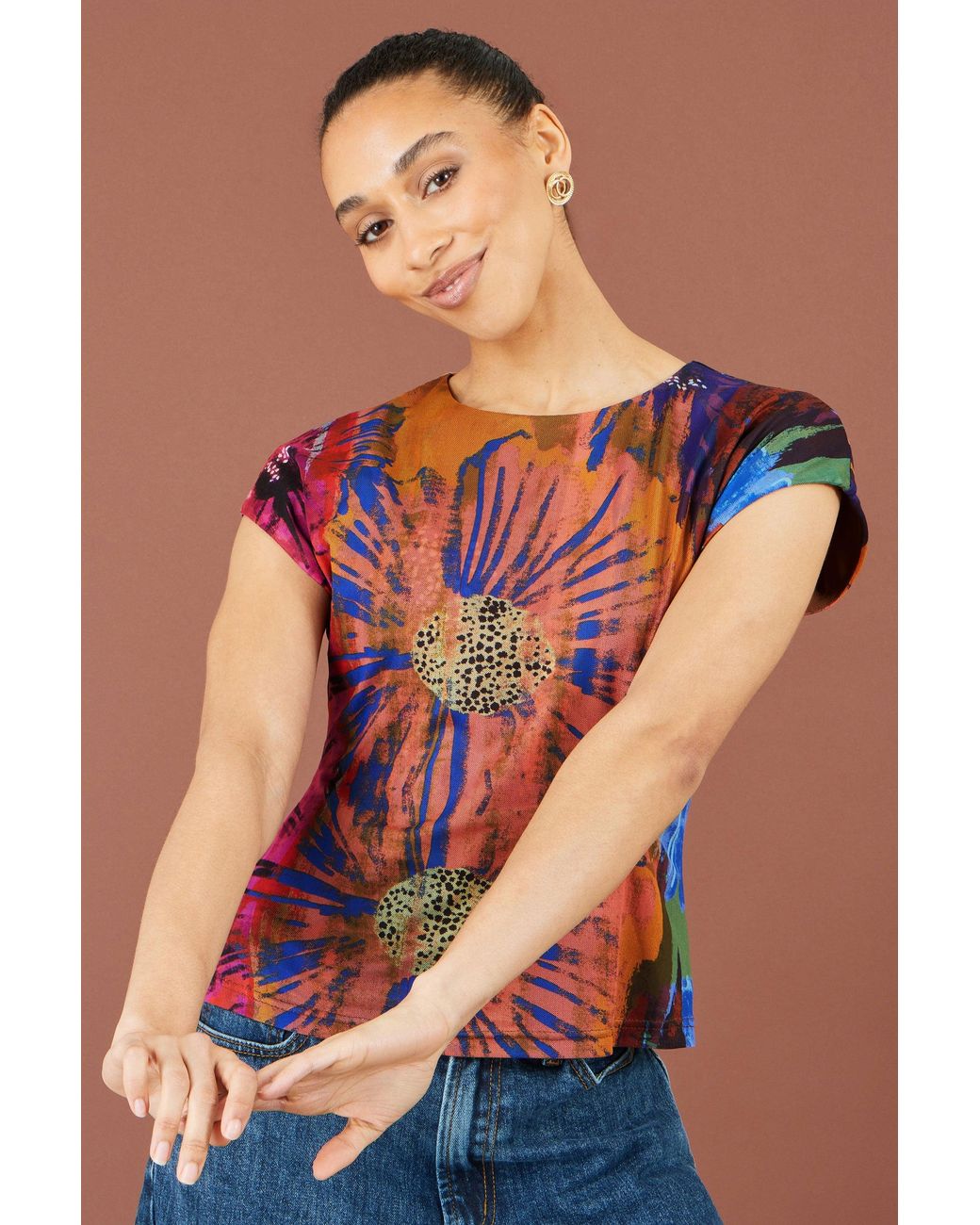 Yumi' Red Multicolour Floral Mesh Top