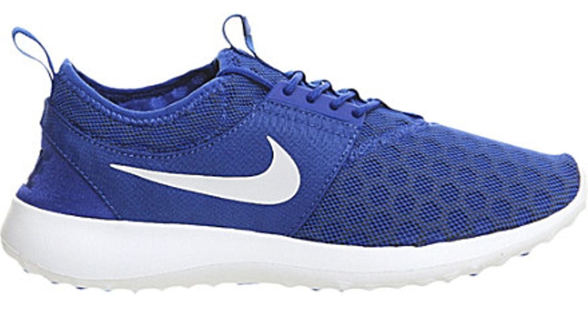 royal blue nike trainers