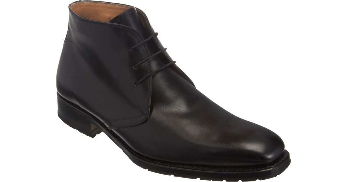 square toe chukka boots