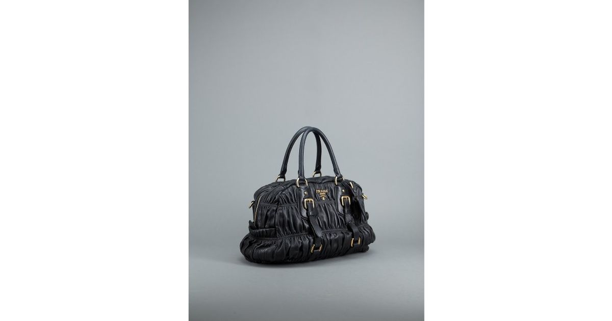 Prada Preowned Black Nappa Gaufre Doctors Bag in Black | Lyst  