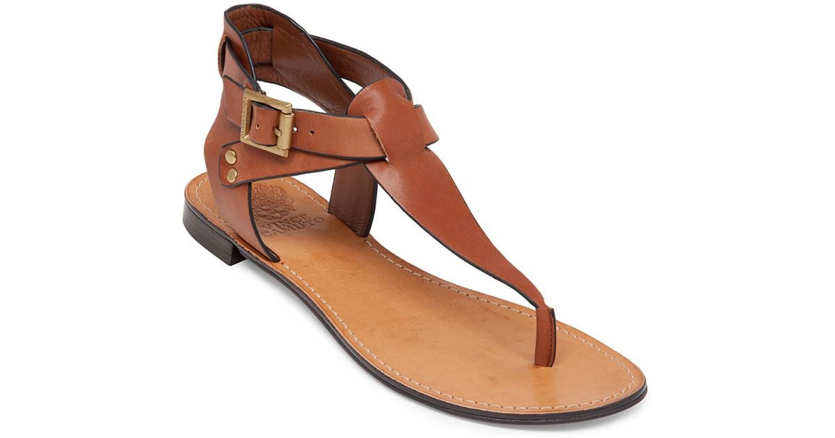 Vince camuto Miya Leather Thong Sandals in Brown (Cognac) | Lyst