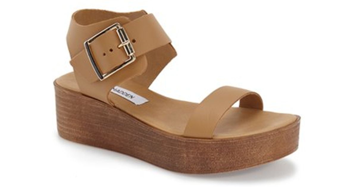 steve madden platform sandals tan