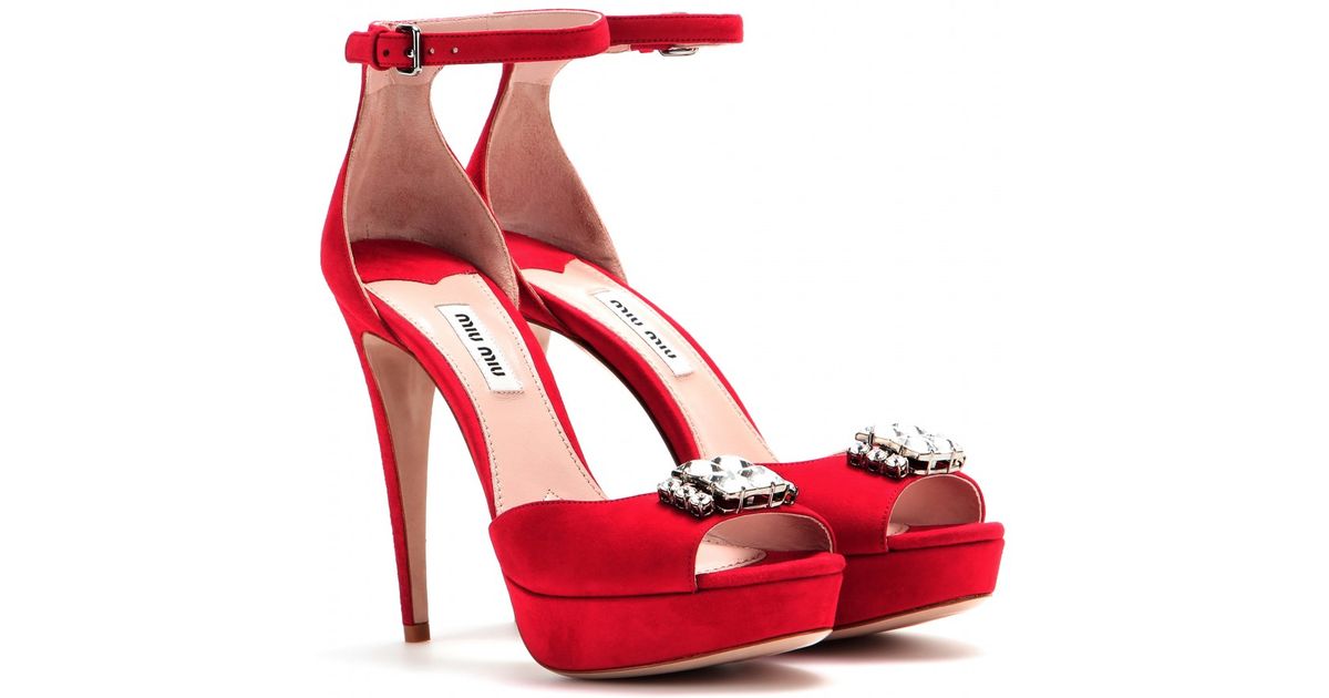 Lyst - Miu miu Embellished Suede Platform Sandals in Red