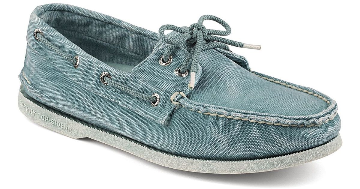 denim deck shoes